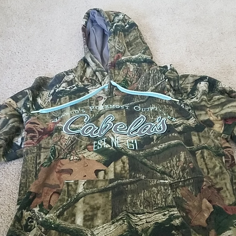 Cabela's hoodie